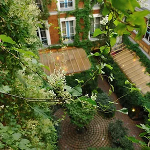 Les Patios Du Marais 2 Париж